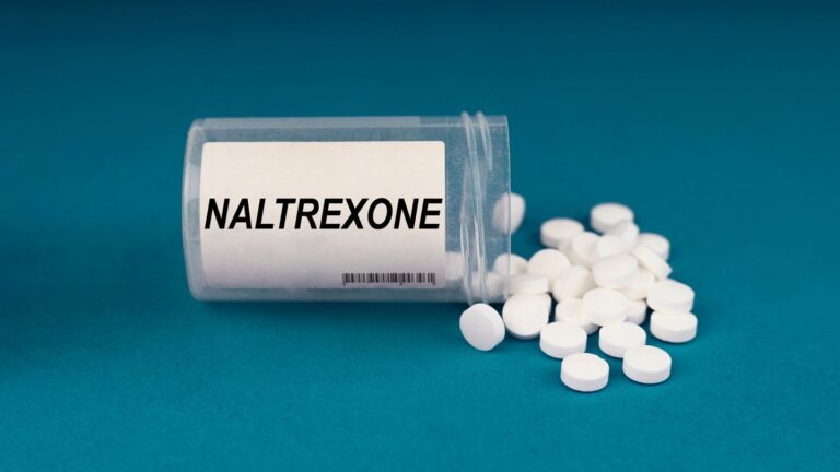 Naltrexone drug